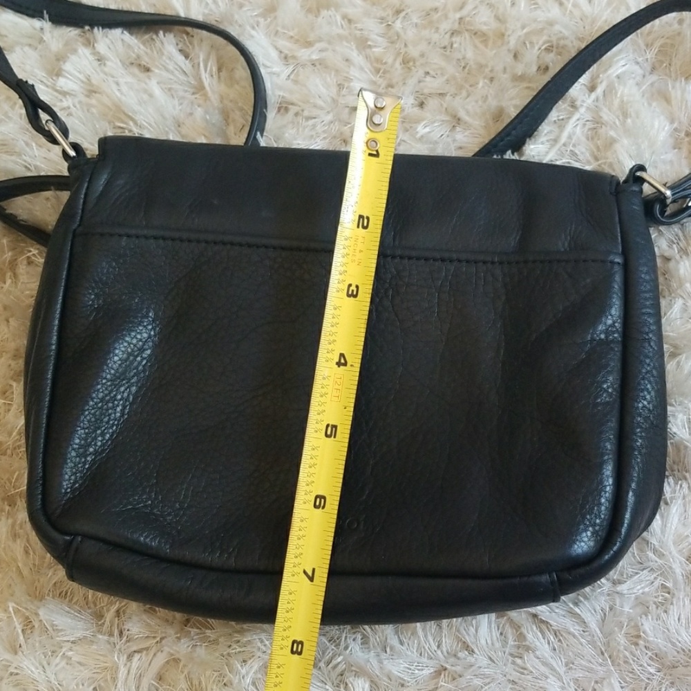 Forgot Small black leather crossbody purse top fla - Picture 6 of 6